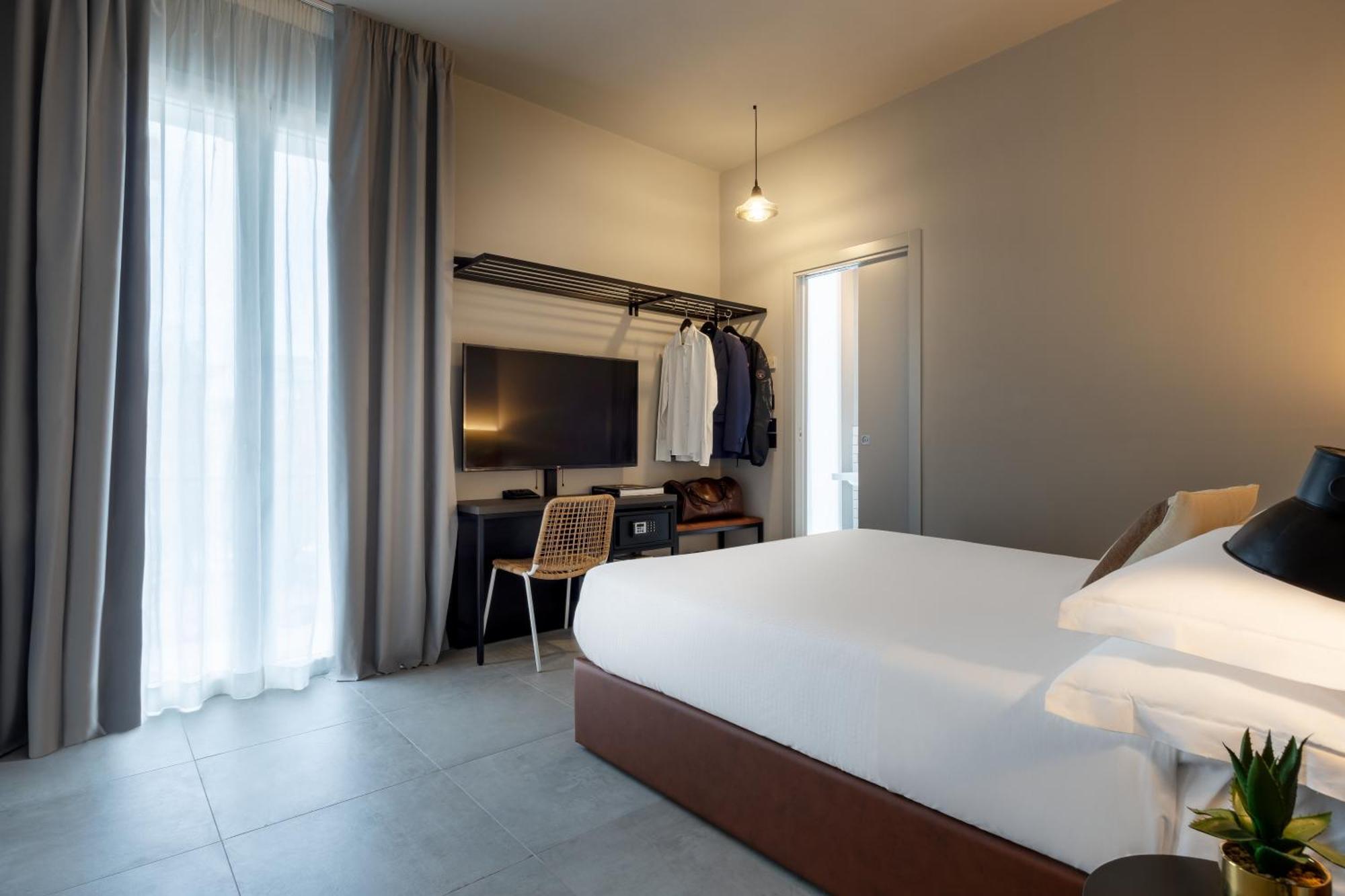Homie Hotell Rimini Exteriör bild